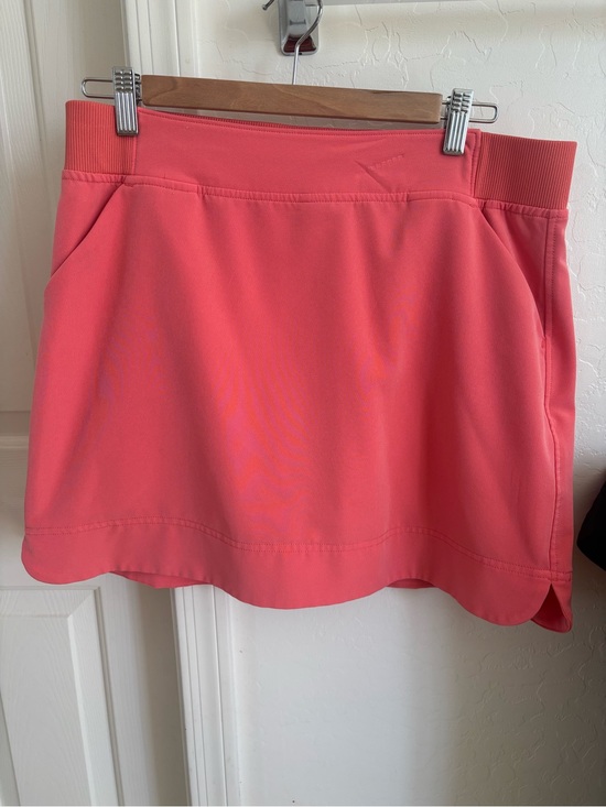 32 Cool Dresses & Skirts - Women’s Coral Active Mini Skirt with Pockets